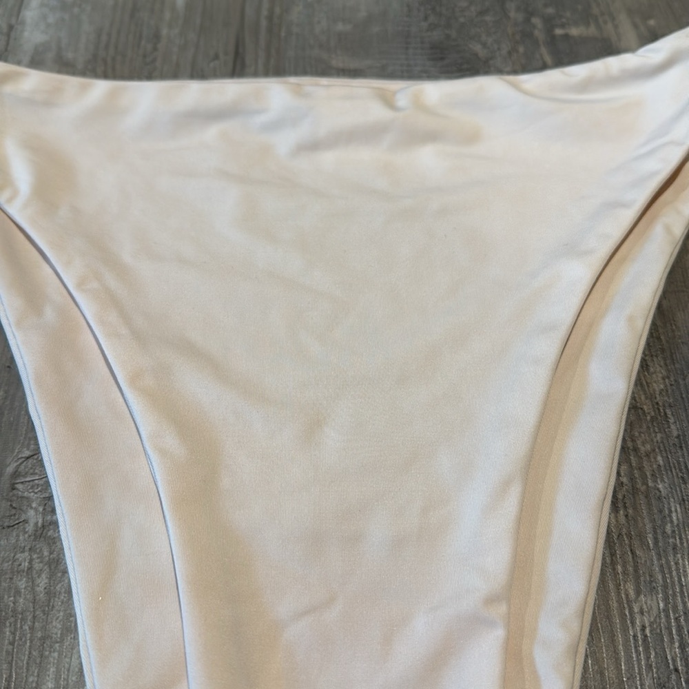 Cream Bikini Bottom - Picture 4 of 5